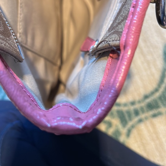 Coach shoulder purse - Picture 10 of 14